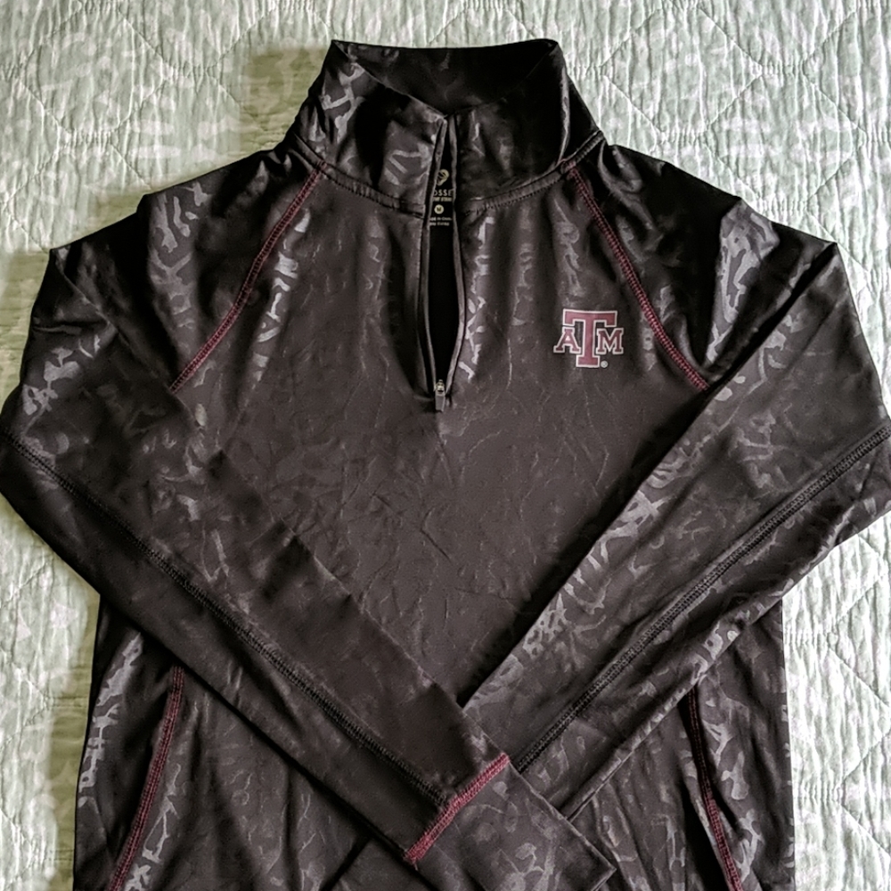 Black print Texas A&M pullover